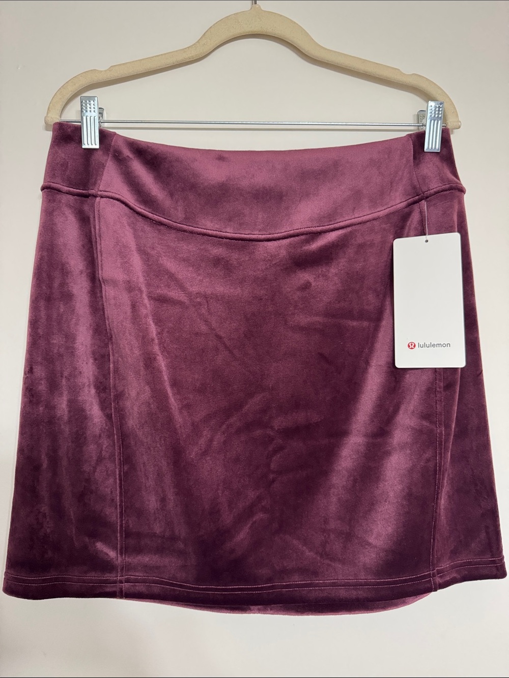 lululemon athletica Velvet-Look Mini Skirt in Plum
